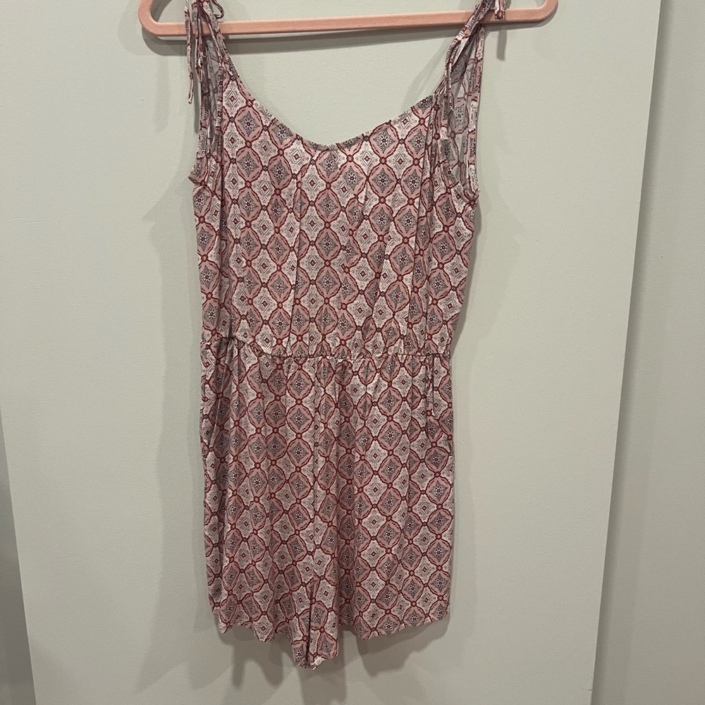 Patterned Sleeveless Romper